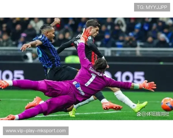 国米边路直传制造点球，罚入后全队欢天喜地