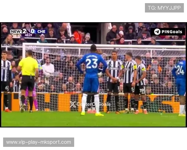 切尔西中后场的断球后快速推进直接形成得分