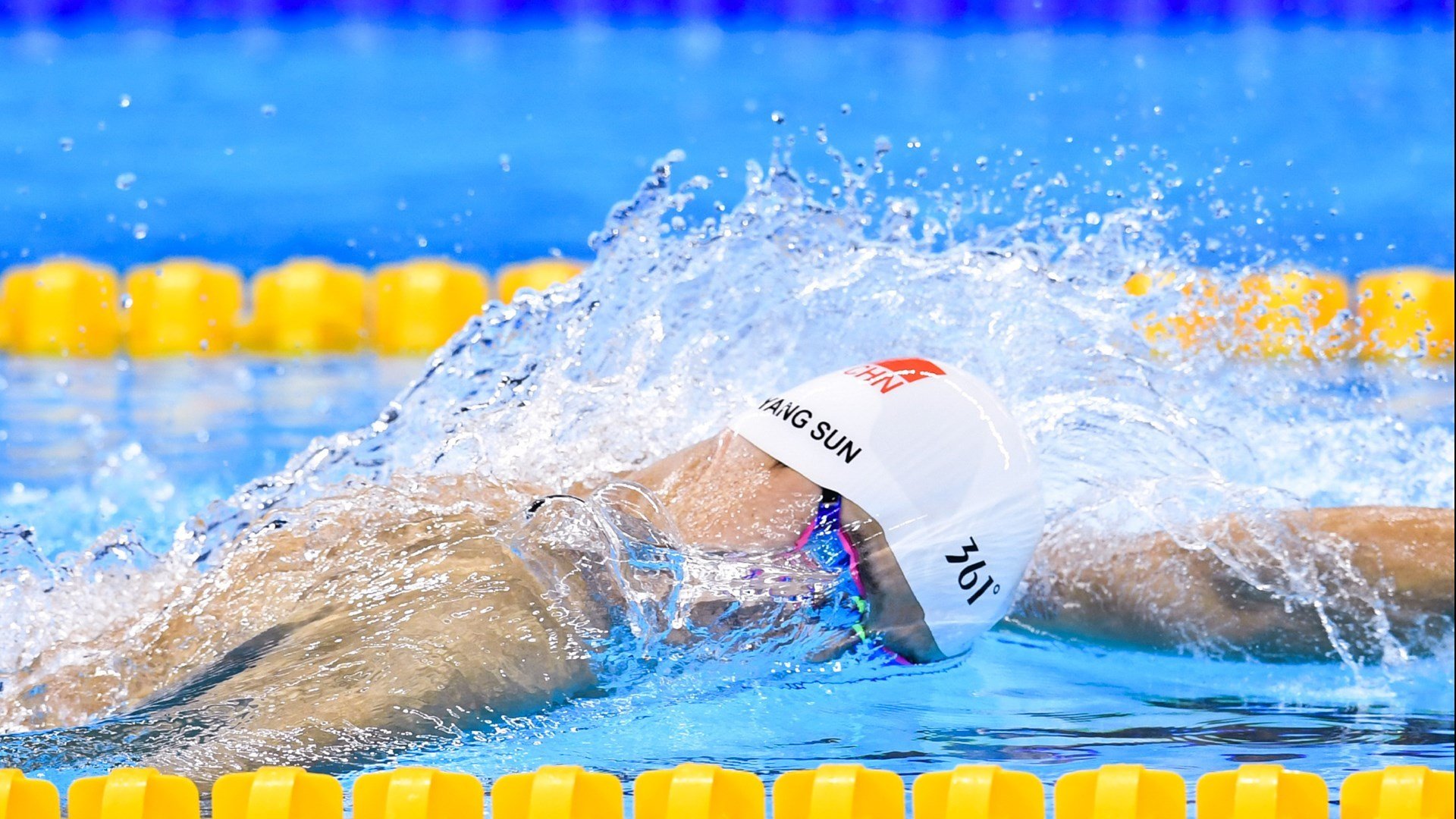 MK手机客户端-技术趋势：澳德蝶泳更趋自动化节奏，奥运蝶泳表演